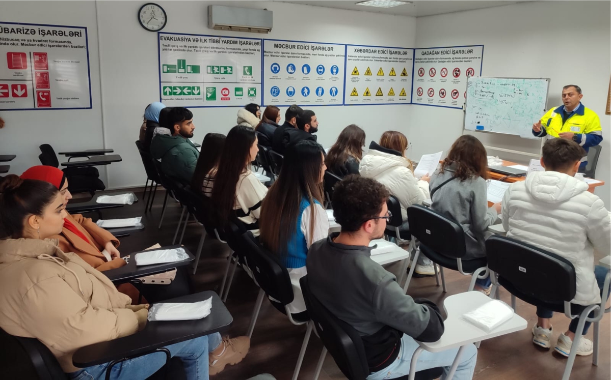 Tələbələr üçün infotur təşkil olunub