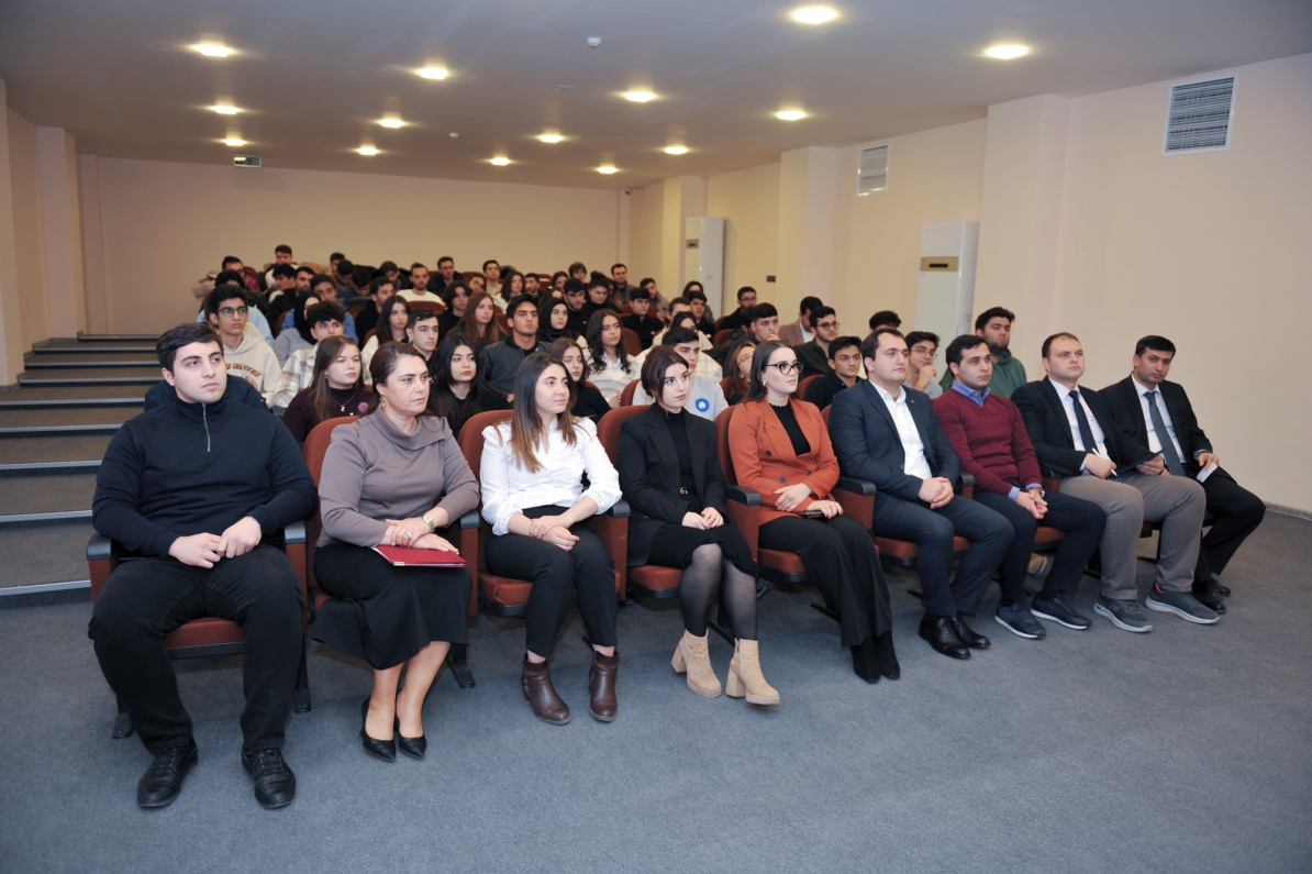 BMU-da infosessiya:“Gələcək üçün bacarıqlar” 