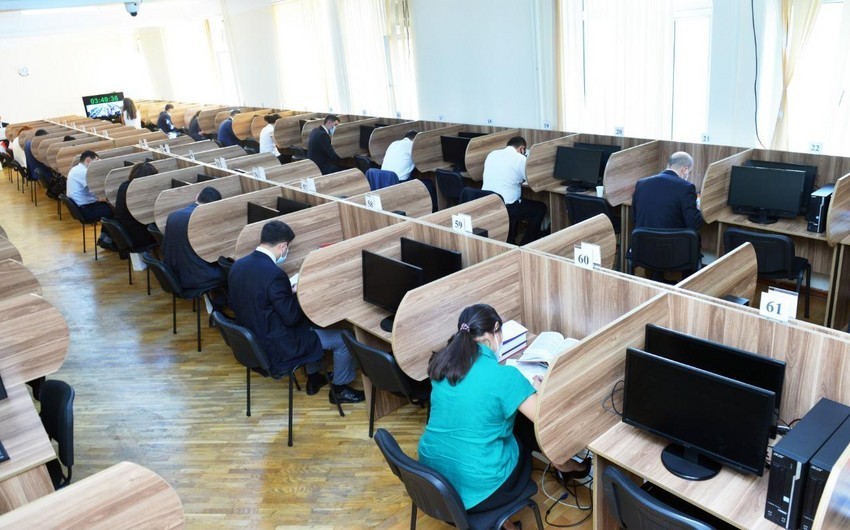 Hakimliyə namizədlər ilk dəfə elektron qaydada imtahan verib - YENİLƏNİB