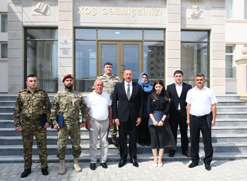 Əmək və Əhalinin Sosial Müdafiəsi Nazirliyi 105 yaşını qeyd edir 