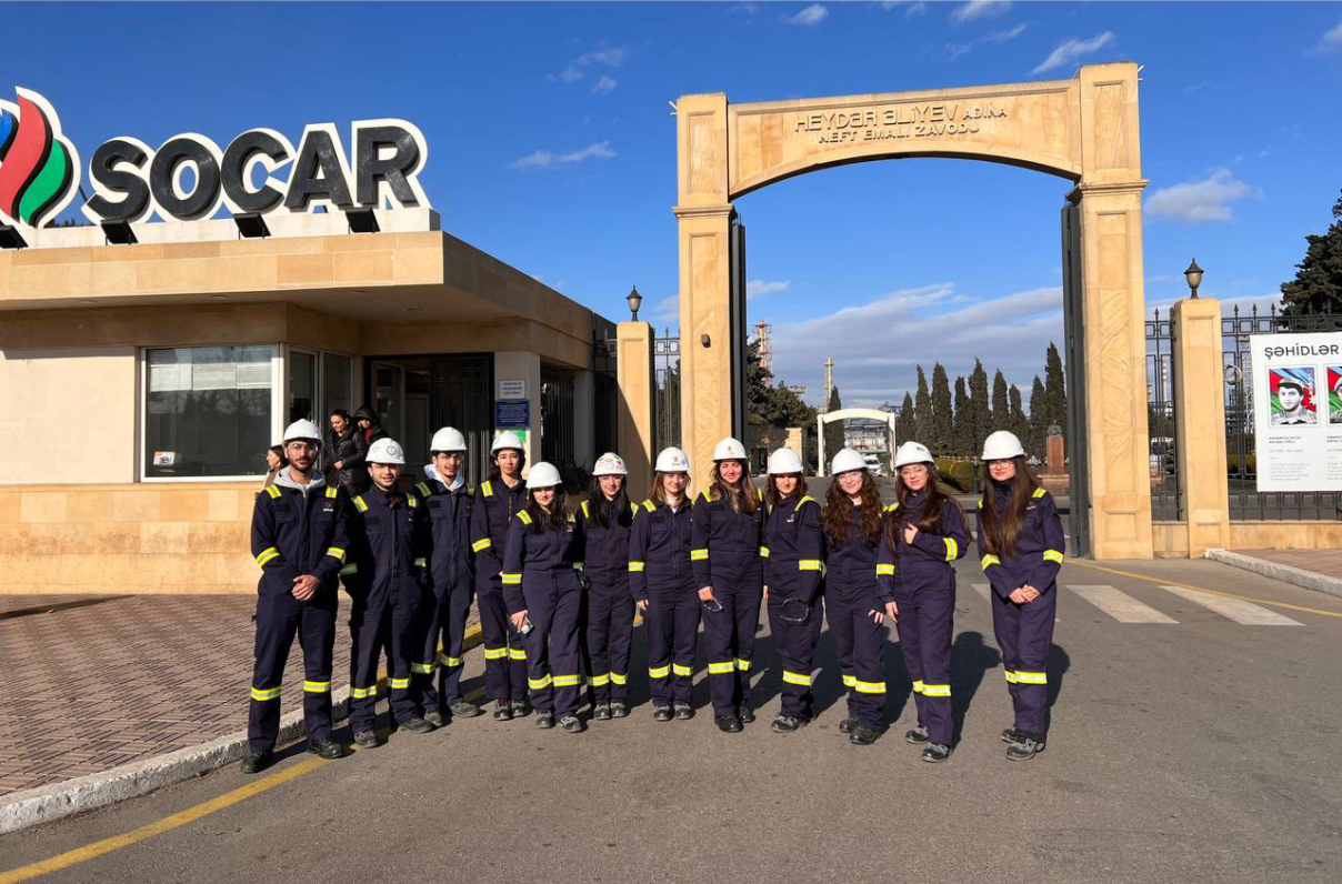 BMU tələbələri Neft Emalı Zavodunda təcrübə gəzintisində olublar