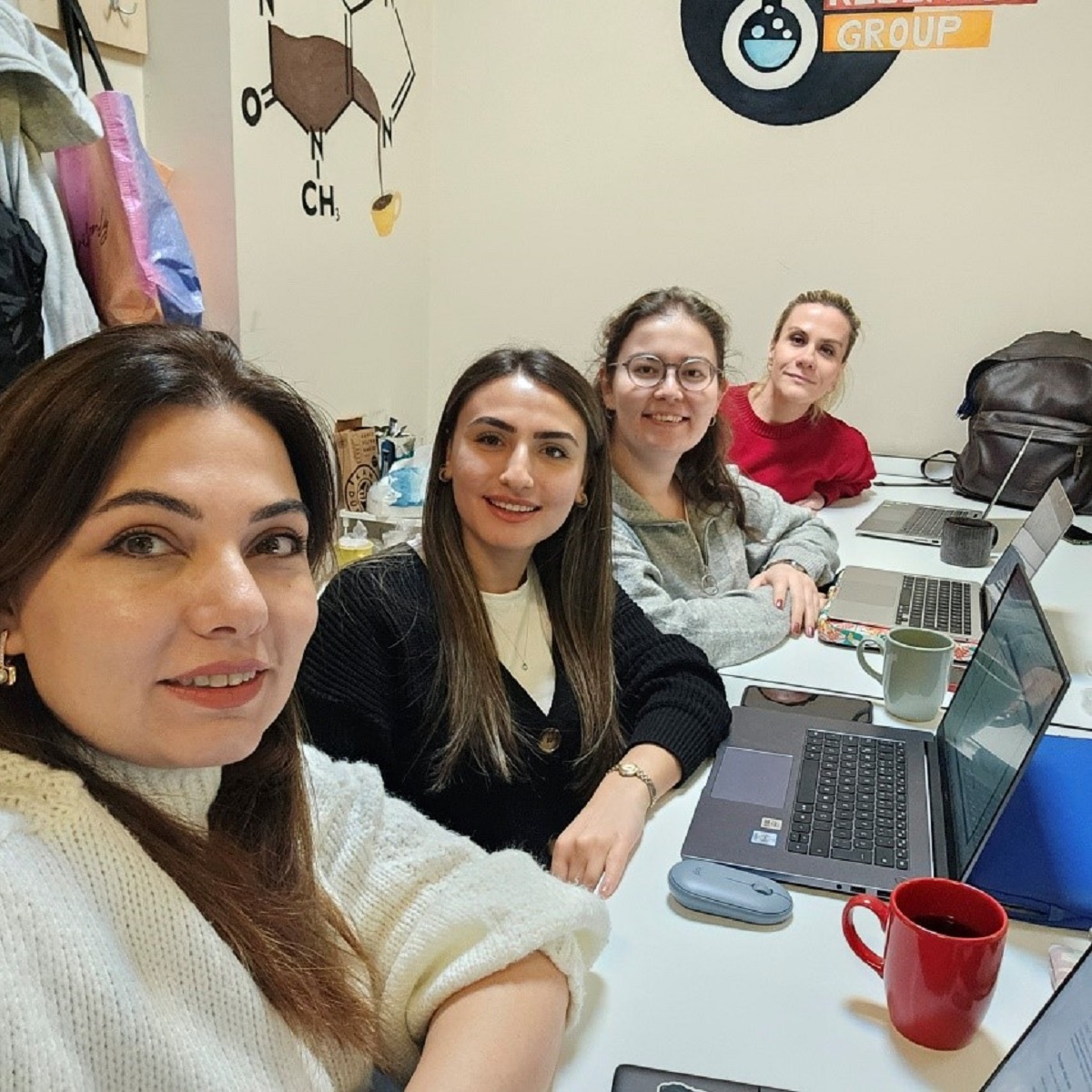 AzMİU aliminin tədqiqatı əsasında yanmaya və radiasiyaya davamlı kompozit material alınıb