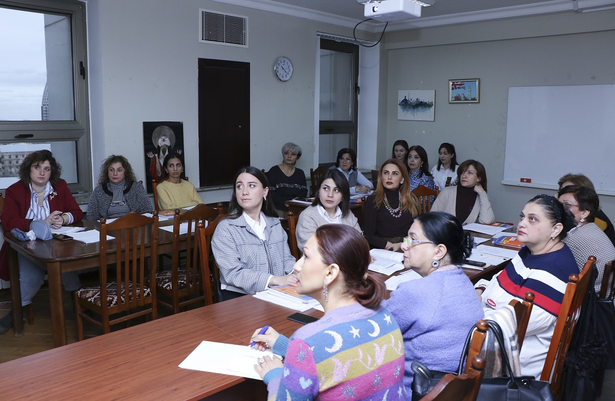 AzMİU müəllimləri üçün Kembric Universitetinin ingilis dili təlimlərinə başlanılıb