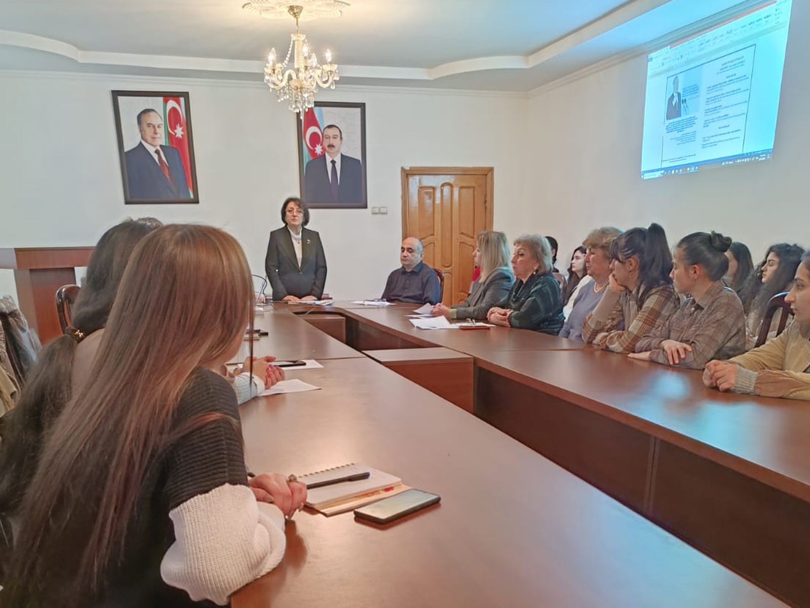MDU-da “Beynəlxalq Ana dili Günü”nə həsr olunmuş elmi seminar keçirilib