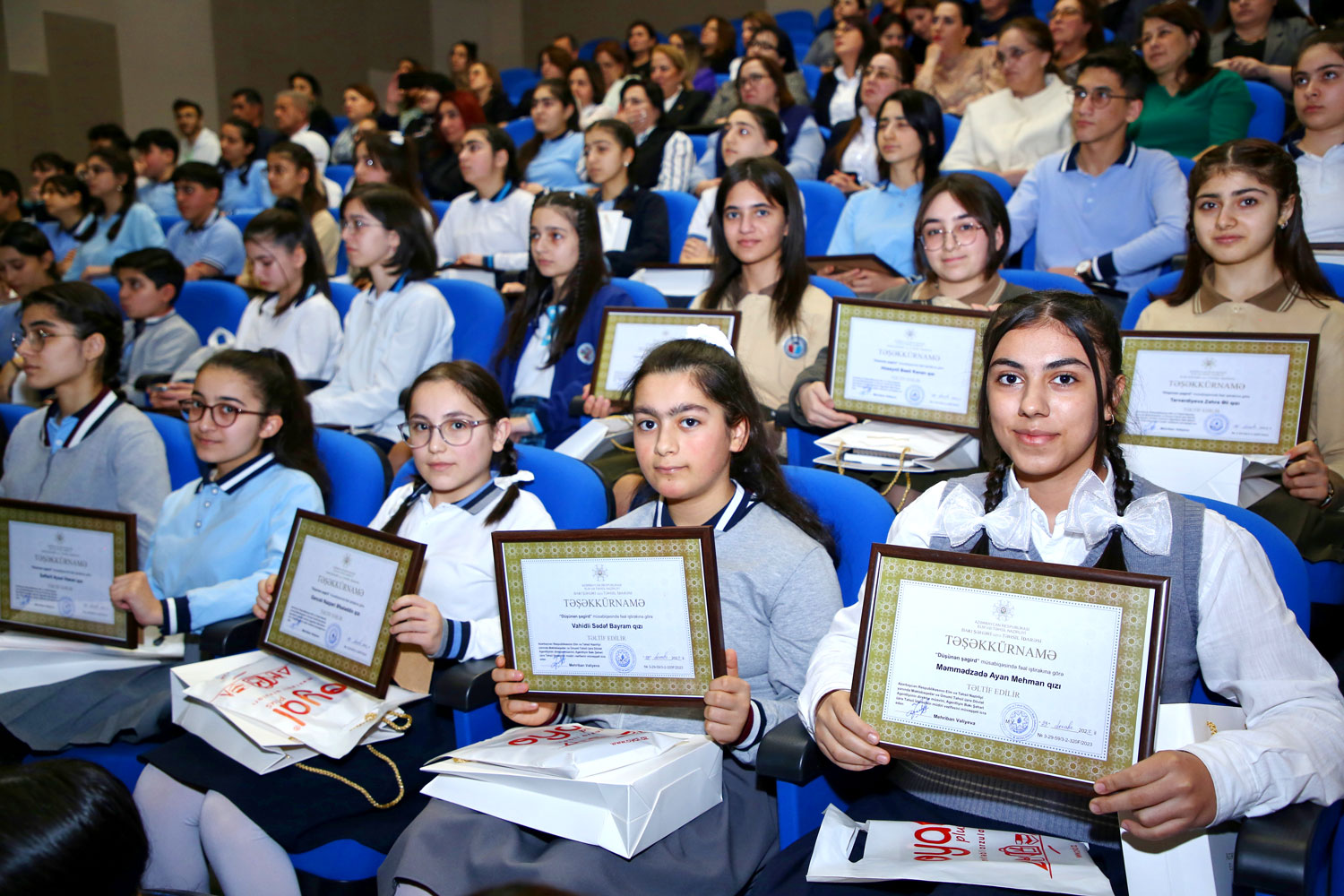 “Düşünən şagird” müsabiqəsinin qalibləri mükafatlandırılıb