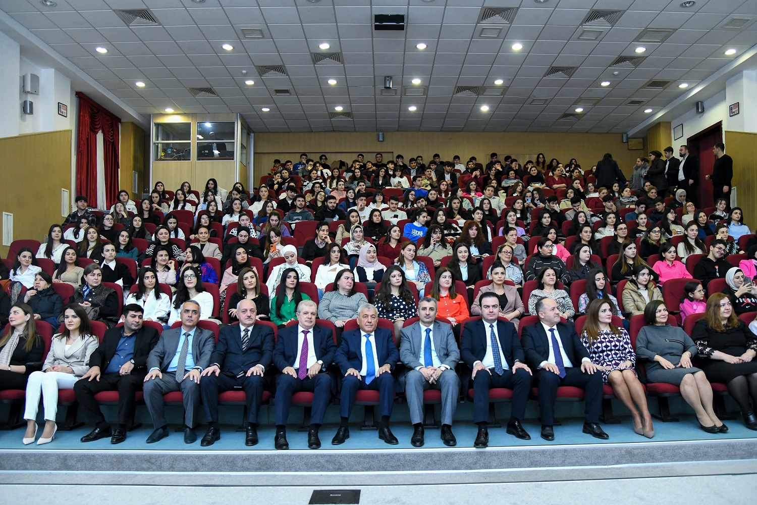 BMU-da Beynəlxalq Qadınlar Gününə həsr olunan konsert proqramı keçirilib