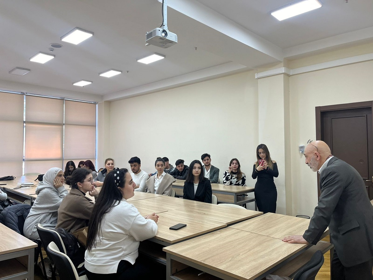 AzMİU-da seminar: 