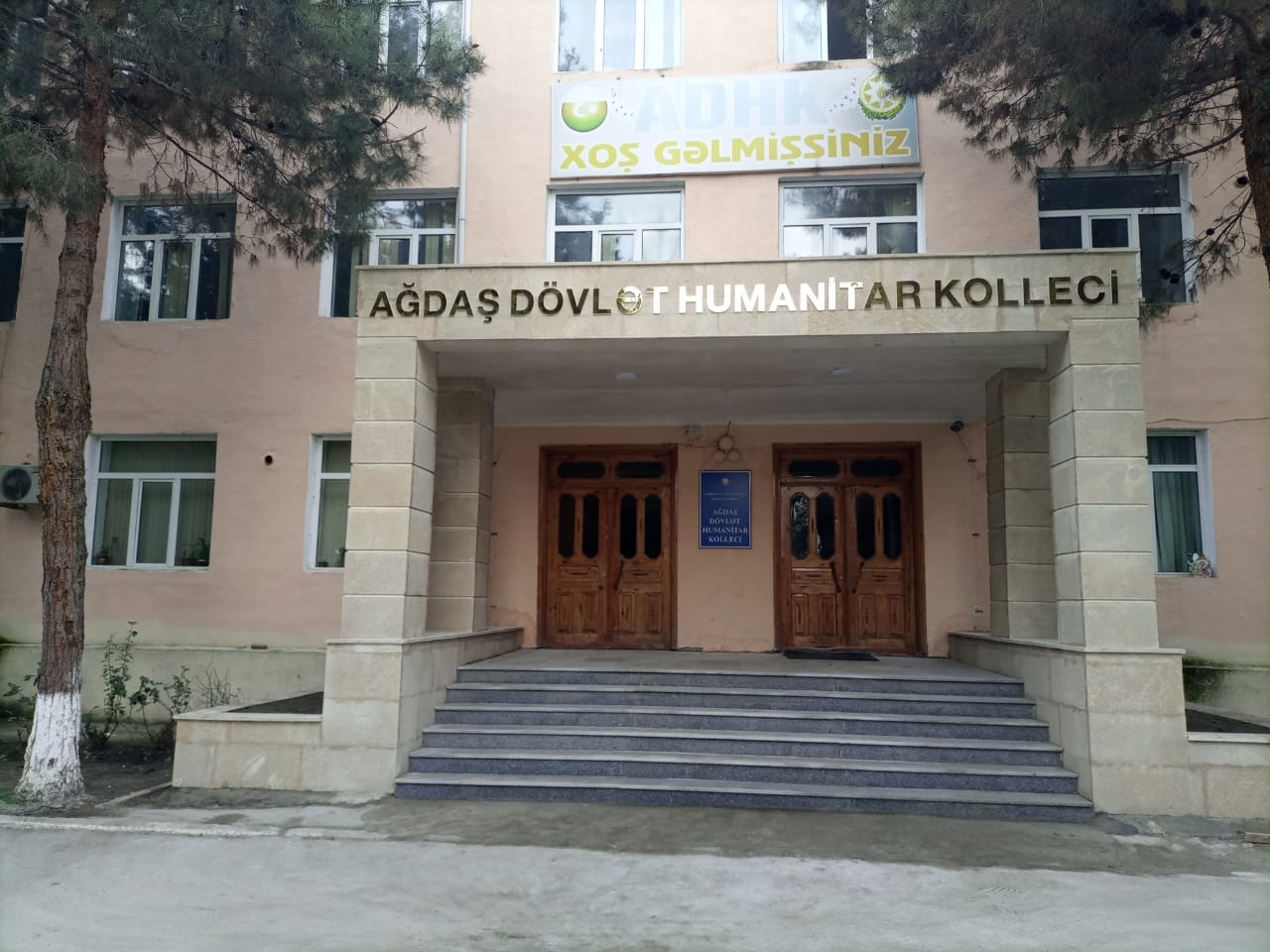 Ağdaş Dövlət Humanitar Kollecinin direktoru işdən ÇIXARILDI