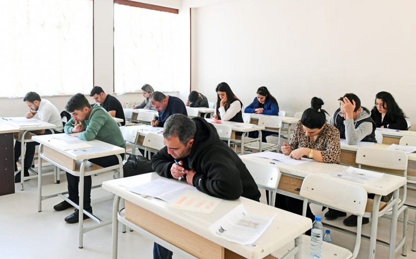 2764 namizəd dövlət qulluğu vəzifələri üzrə imtahan verib