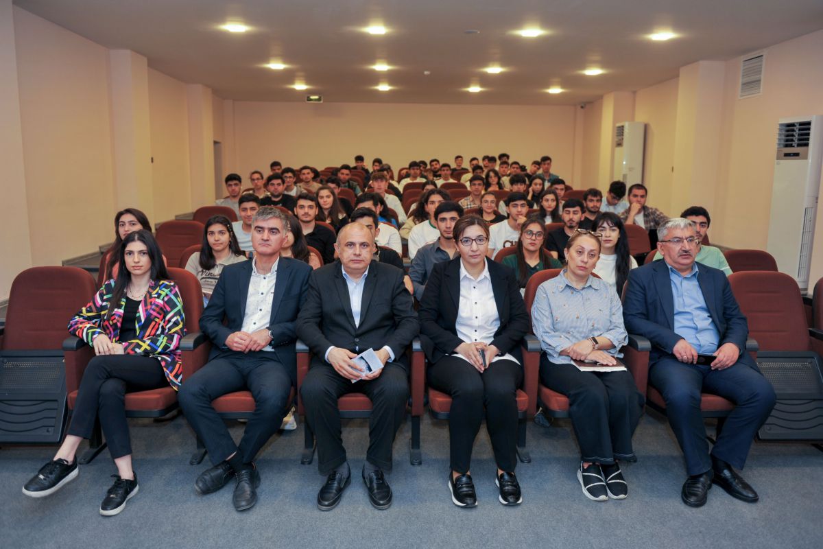 BMU-da təlim keçirilib