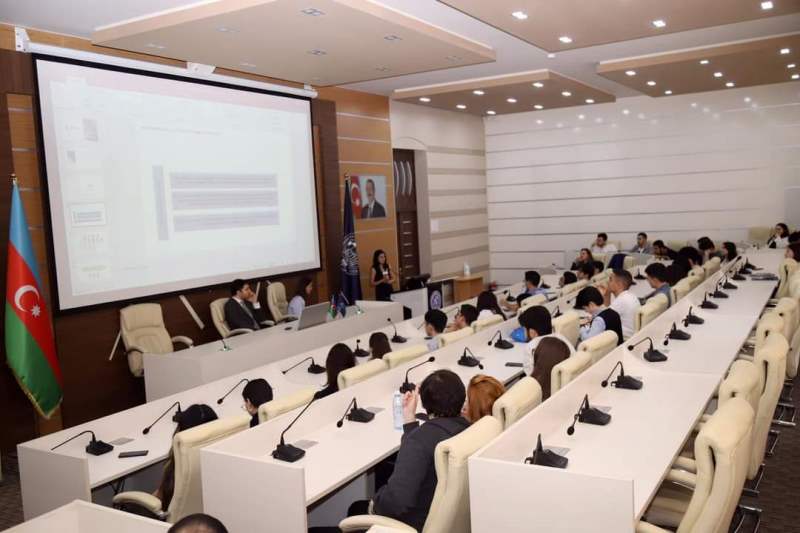 İqtisad Universitetində infosessiya keçirilib