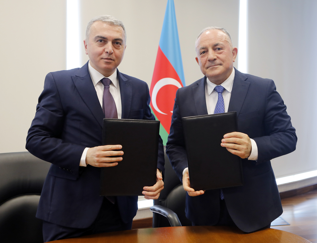 AzTU ilə Bakı Gəmiqayırma Zavodu arasında memorandum imzalanıb