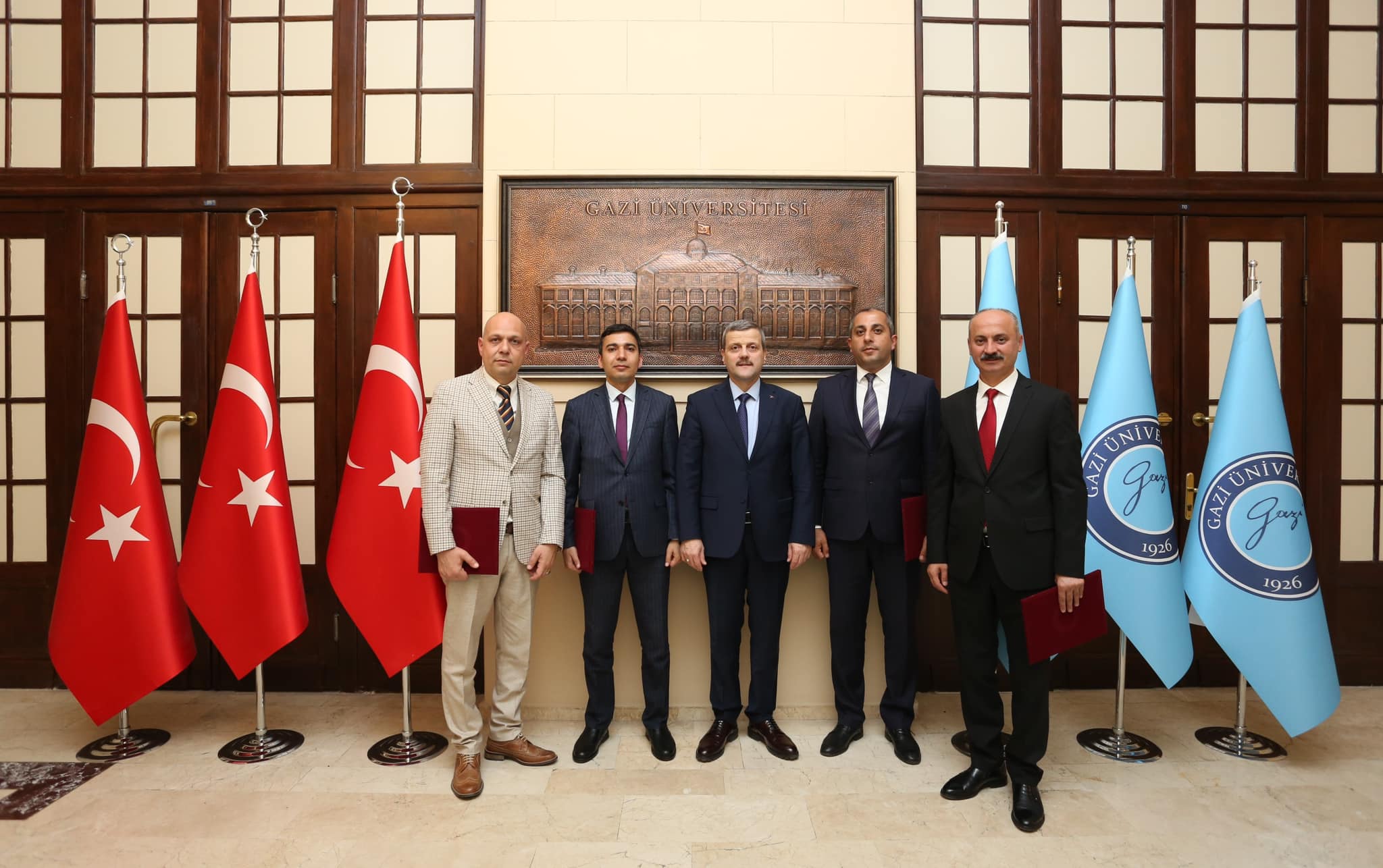 MDU-nun nümayəndə heyəti Qazi Universitetinin rektoru ilə görüşüb