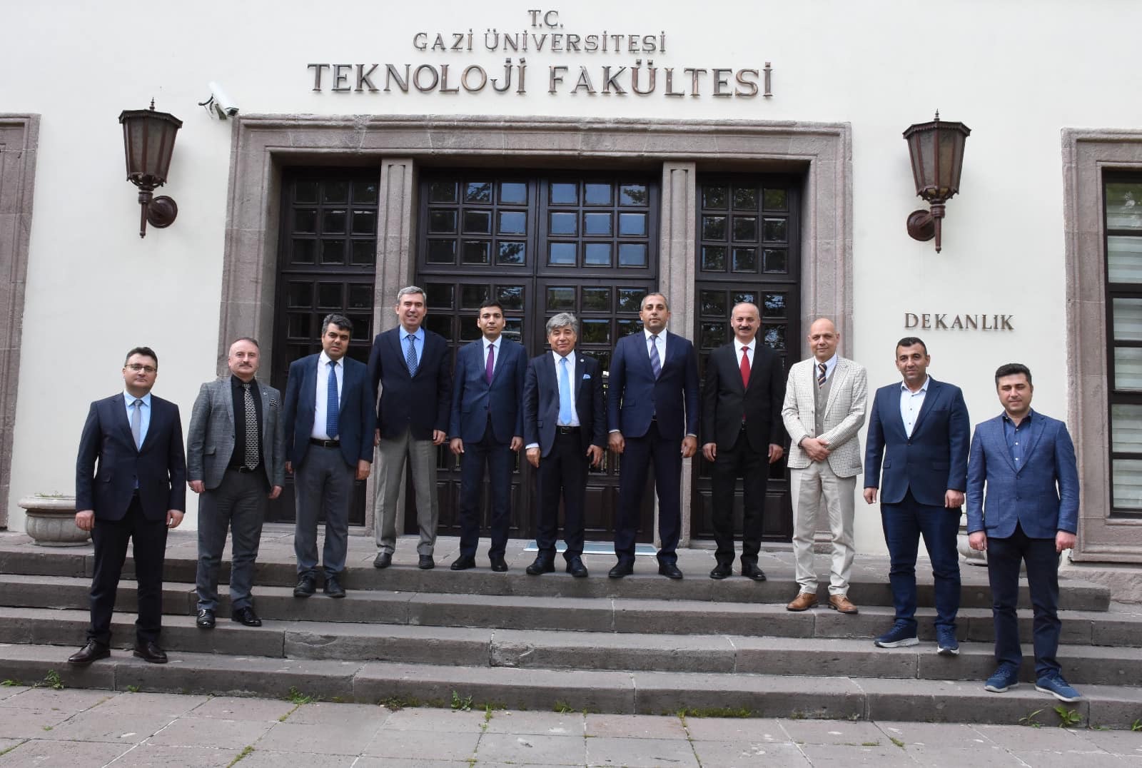 MDU-nun nümayəndə heyəti Qazi Universitetində olub
