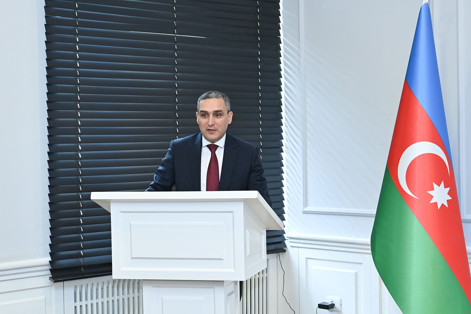Qarabağ Universitetinin rektoru kollektivə təqdim edildi - FOTOLAR 