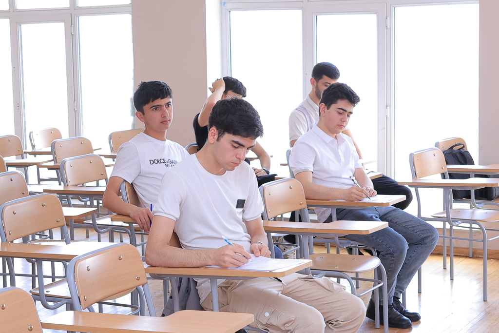 AzTU-da yay imtahan sessiyası başlayıb