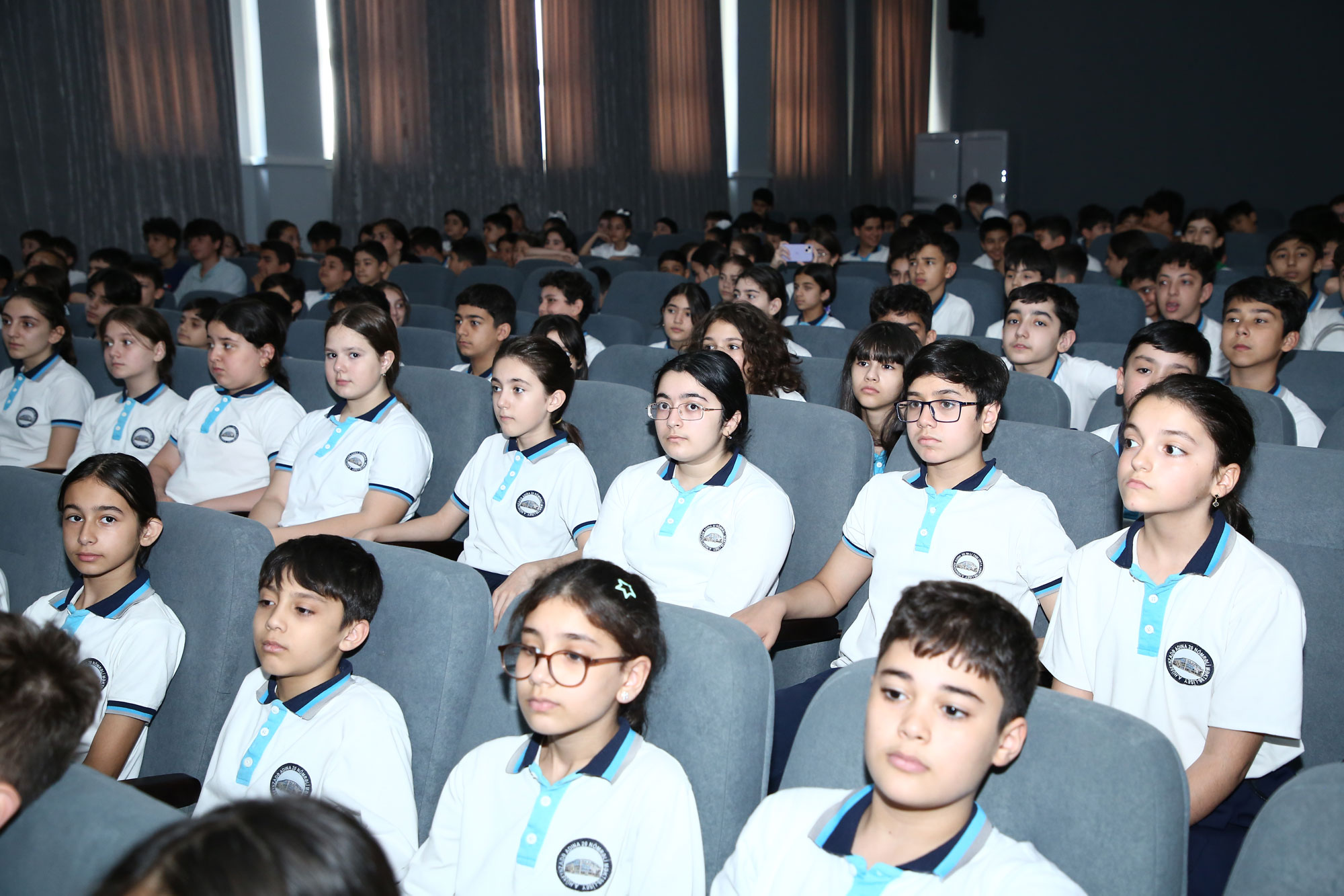 “Yaşıl dünya naminə həmrəylik ili”nə həsr olunmuş tamaşa