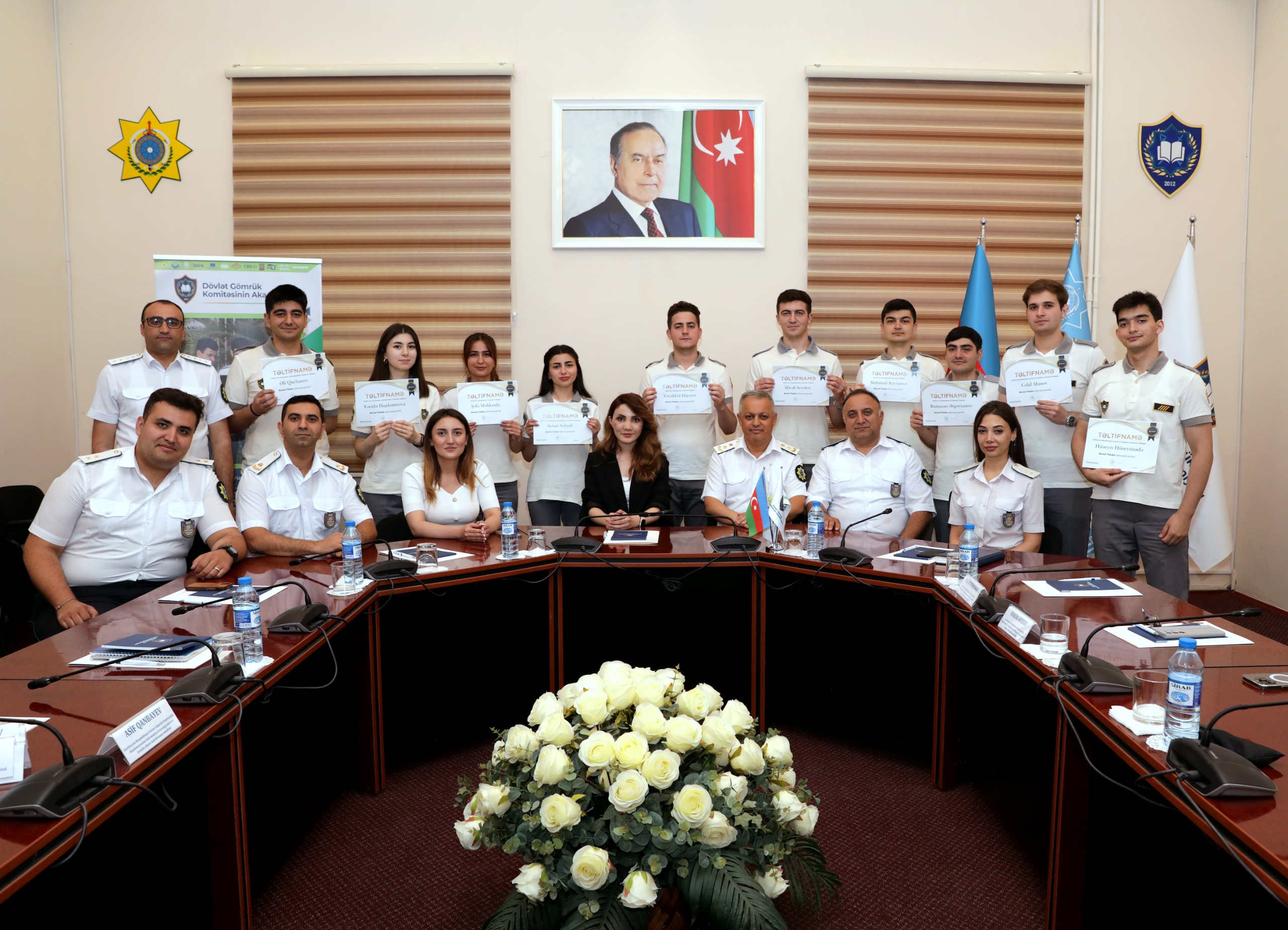 Gömrük Akademiyasının  “Brend tələbə”ləri mükafatlandırılıb - FOTO