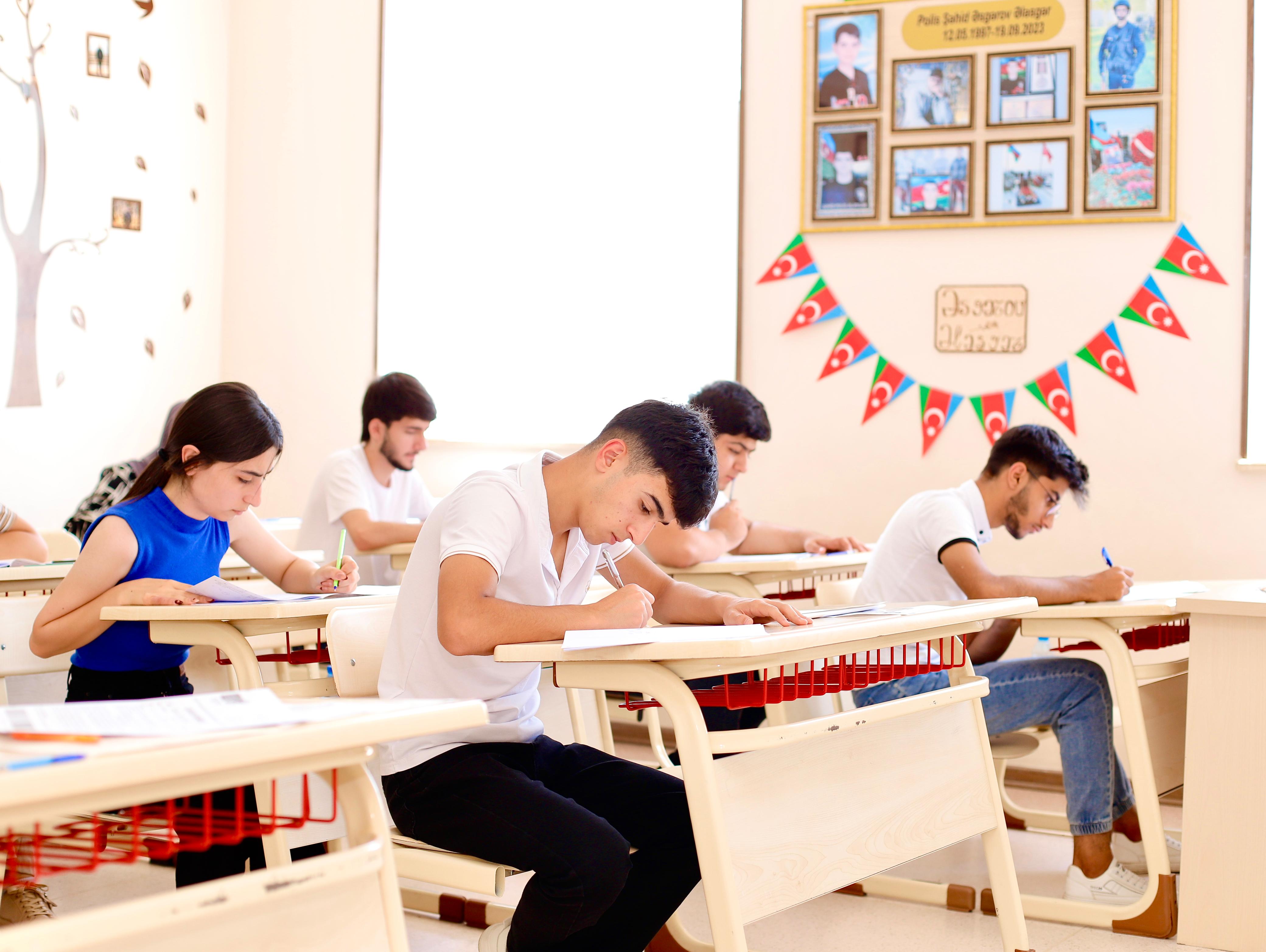 Qəbul imtahanları başa çatdı: ixtisas seçiminə kimlər buraxılacaq? - ŞƏRTLƏR