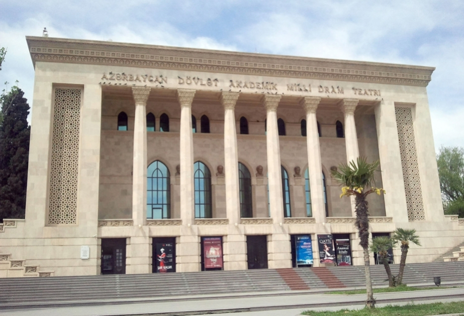 Teatr tariximizdə ilk: 