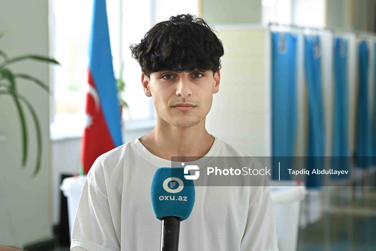 İlk dəfə səs verən 18 yaşlı seçici: 