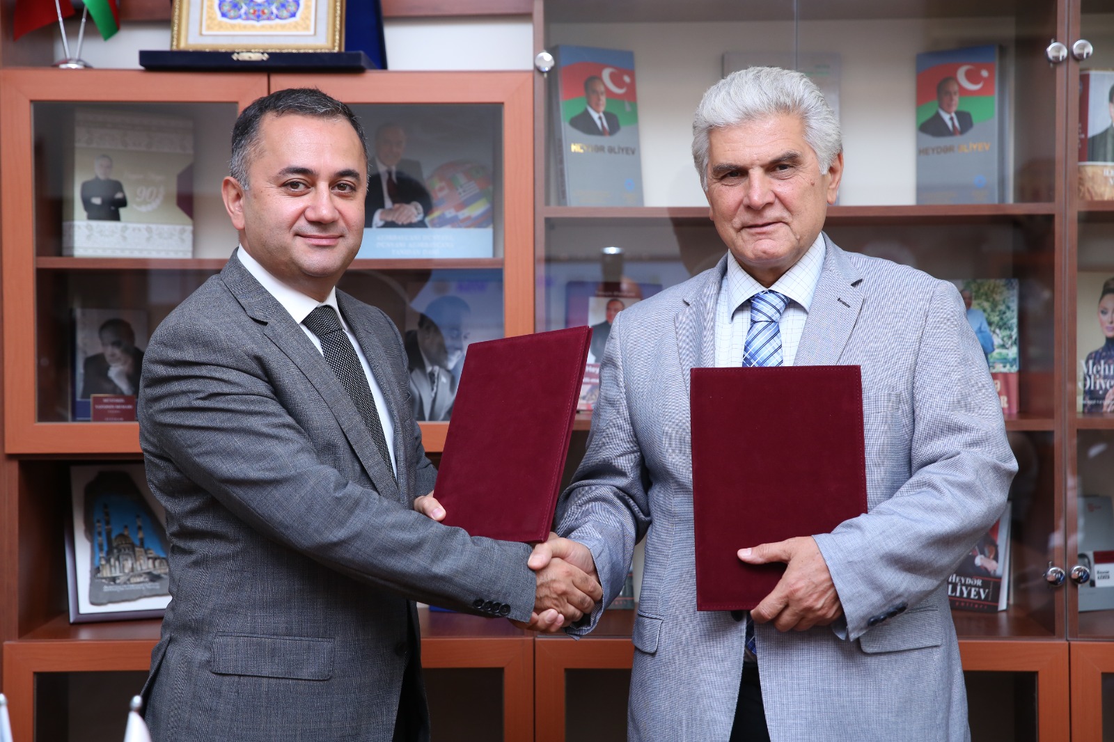 ADPU və TİF arasında vahid tələbə kartı ilə bağlı ilk müqavilə imzalandı