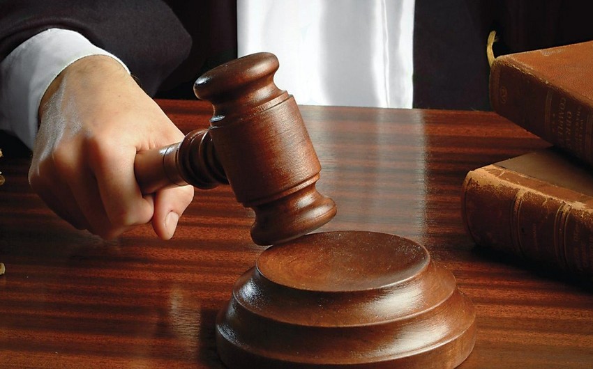 Tələbə yoldaşını öldürmək istəyən şəxslə bağlı QƏRAR