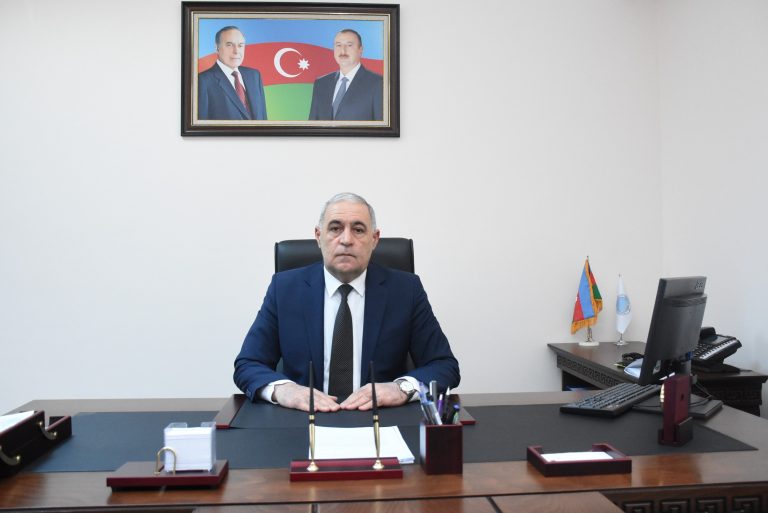 Azərbaycanda bu rektor fəaliyyətini&nbsp;DAYANDIRDI
