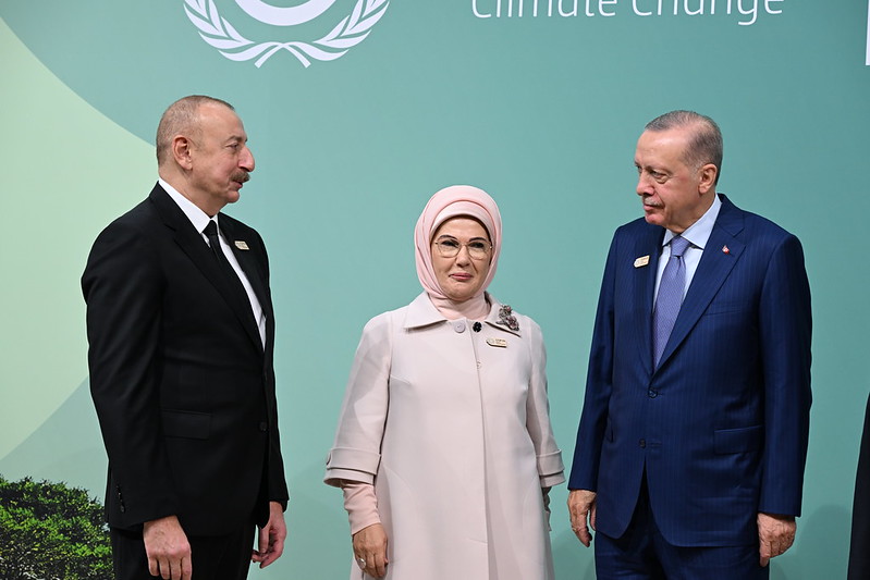 İlham Əliyev Ərdoğan və xanımını belə qarşıladı 