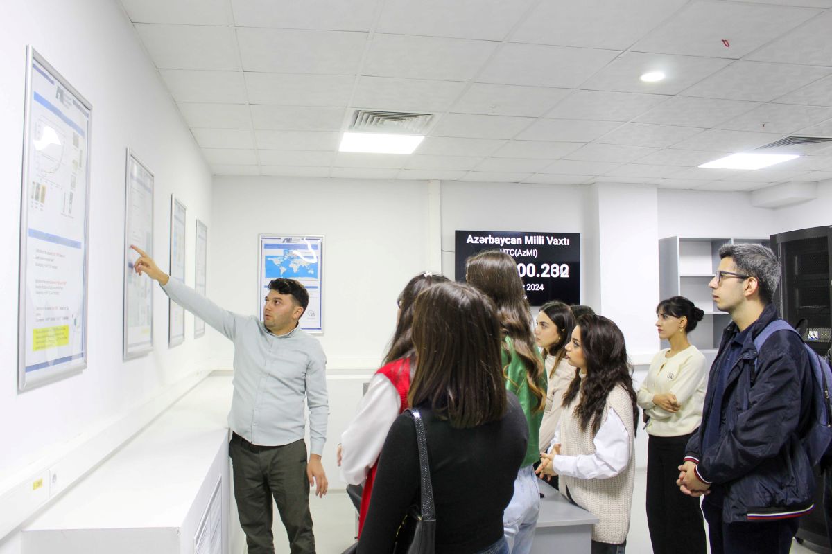 BMU tələbələri Azərbaycan Metrologiya İnstitutunda infoturda