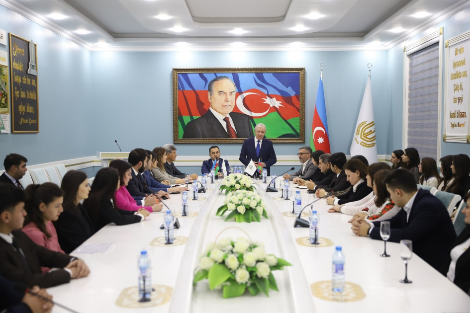 Bu tələbələrə də "TələbəPlus"&nbsp;kartları veriləcək