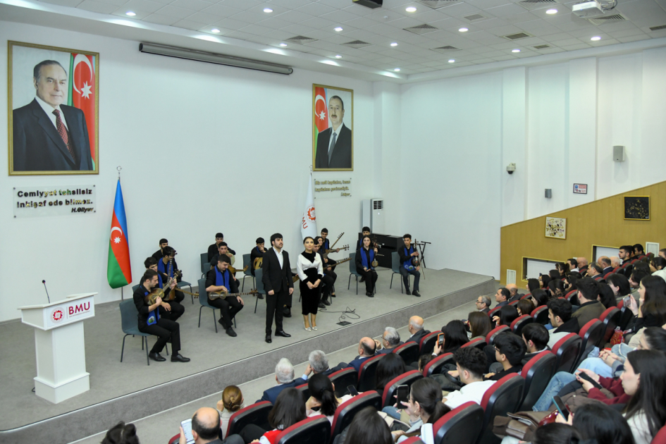 BMU-da Qərbi Azərbaycan mahnıları ifa olunub