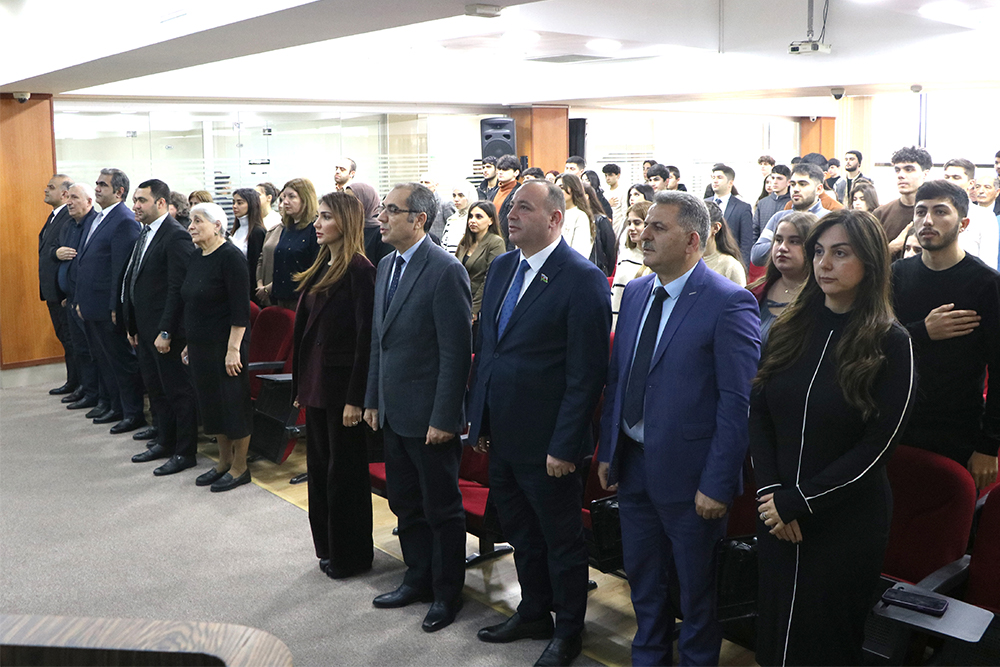 Azərbaycan Universitetində 20 Yanvar faciəsinin 35-ci ildönümü qeyd olunub