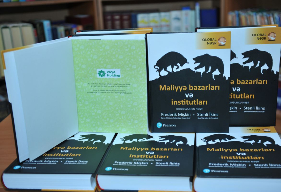Amerika alimlərinin dərs vəsaiti BMU kitabxanasında