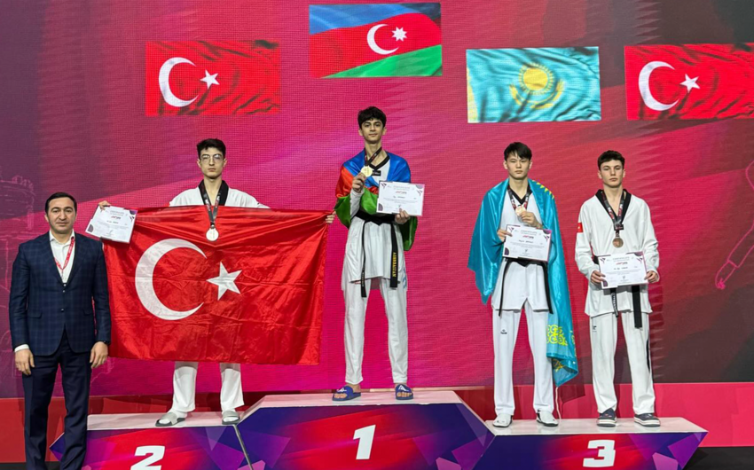 Azərbaycanlı yeniyetmələr Türkiyədə qızıl medal qazanıblar