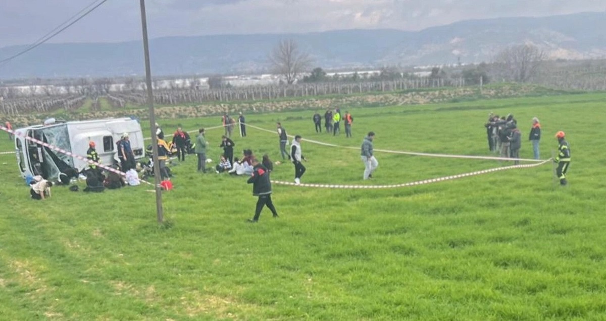 Məktəb avtobusu aşdı: Ölən və yaralananlar var