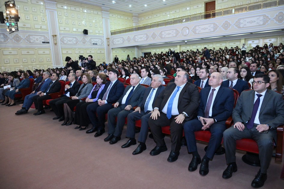 Bakıda “Qızların təhsil hüququ” mövzusunda konfrans keçirilir