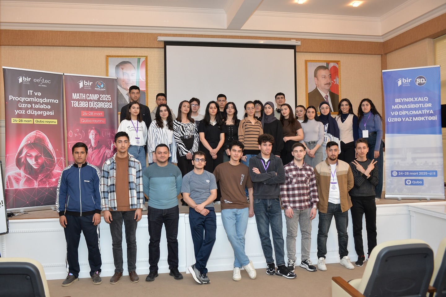 Tələbə yaz düşərgələrinin bağlanış mərasimi keçirilib