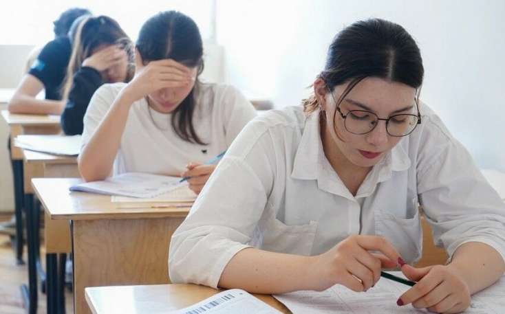 Bu kolleclərin məzunları iş tapmaqda çətinlik ÇƏKMİRLƏR