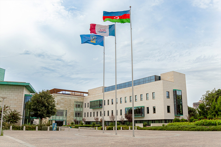 İki universitetə qəbulu özləri aparmaq hüququ verilib