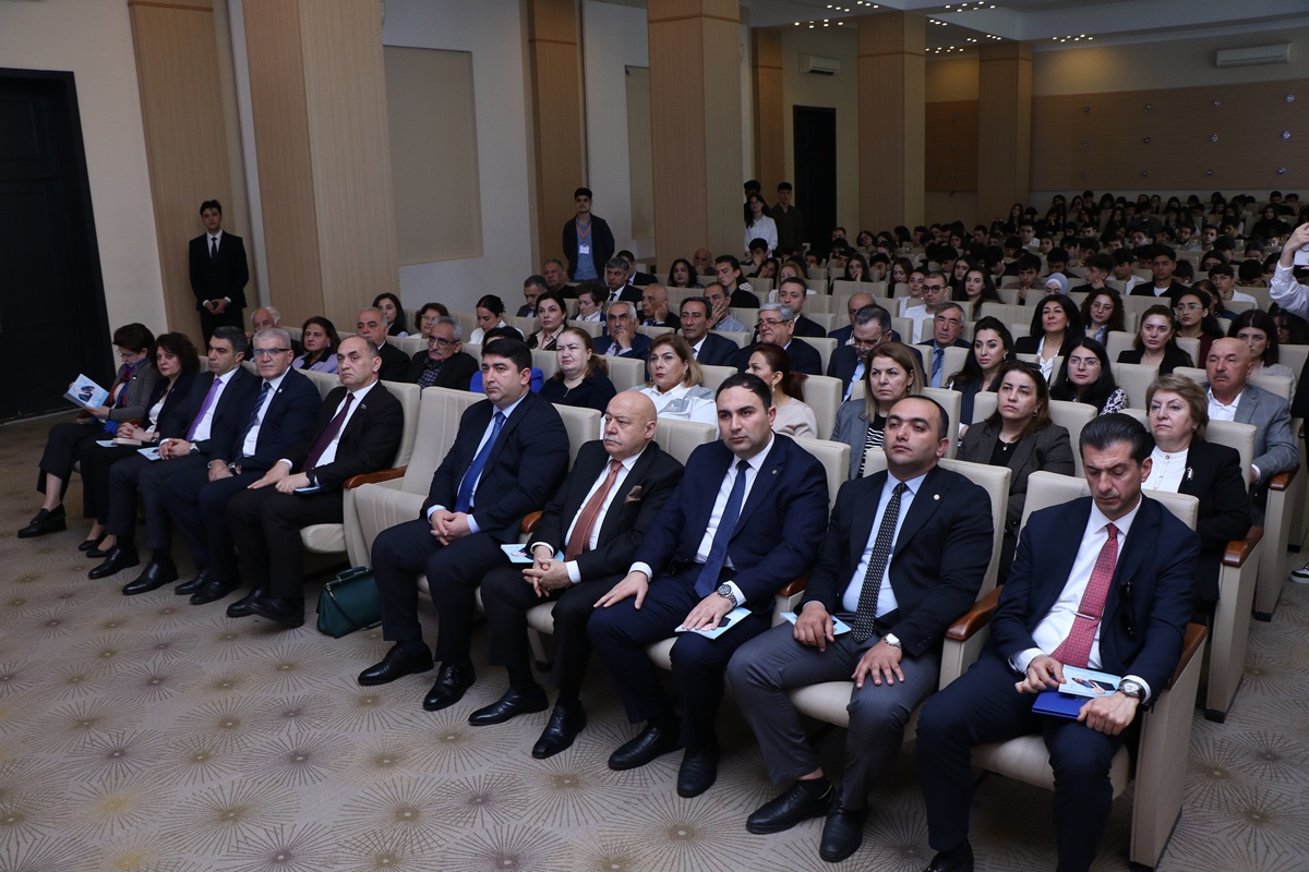 Tələbə və magistrantların 47-ci ənənəvi elmi konfransı öz işinə başlayıb
