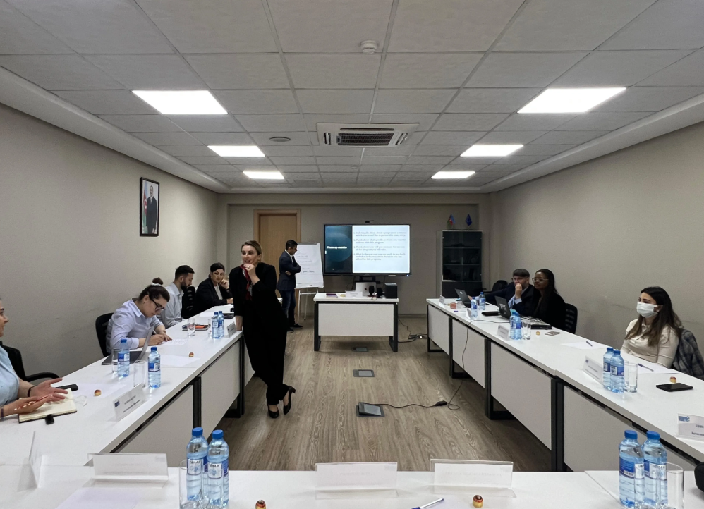 DİM-də təlim: “Məlumat əsaslı qərarvermə” 