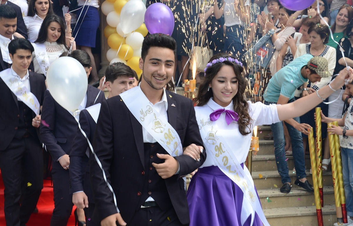 “Son zəng” qadağasına ETİRAZ: “Onlara bu xatirəni çox görmək haqsızlıqdır”