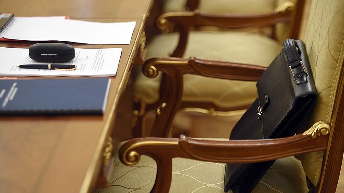 Gimnaziyanın direktoru nöqsanlara görə işdən çıxarıldı