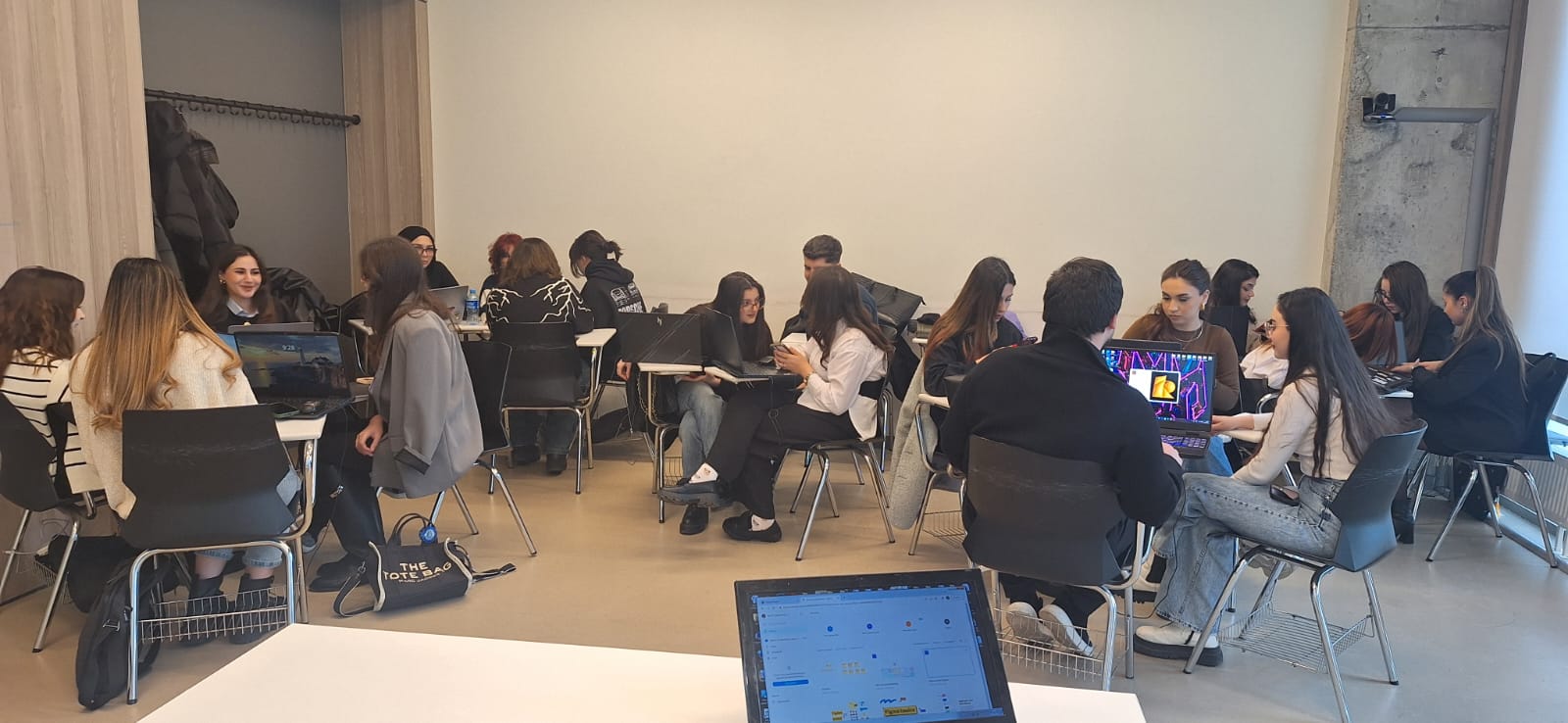 UNEC Layihə Əsaslı Tədris metoduna keçid edib