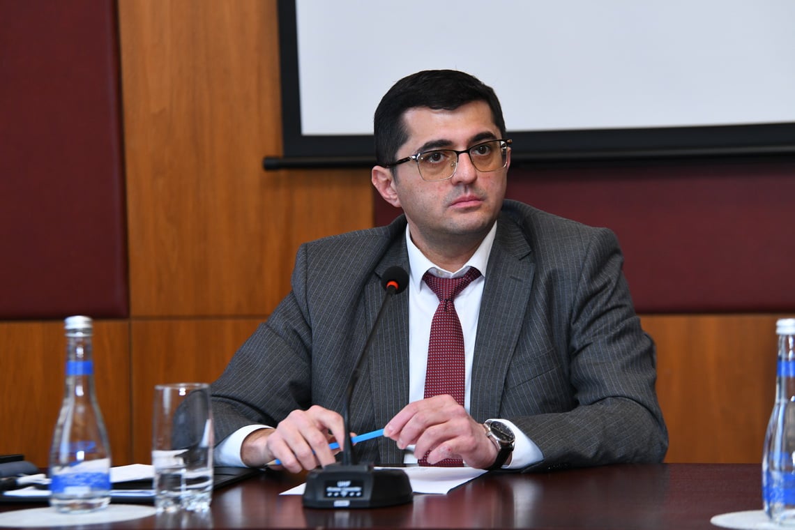 Rektorlar haqqında nə bilirik? - Rüfət Əzizov...
