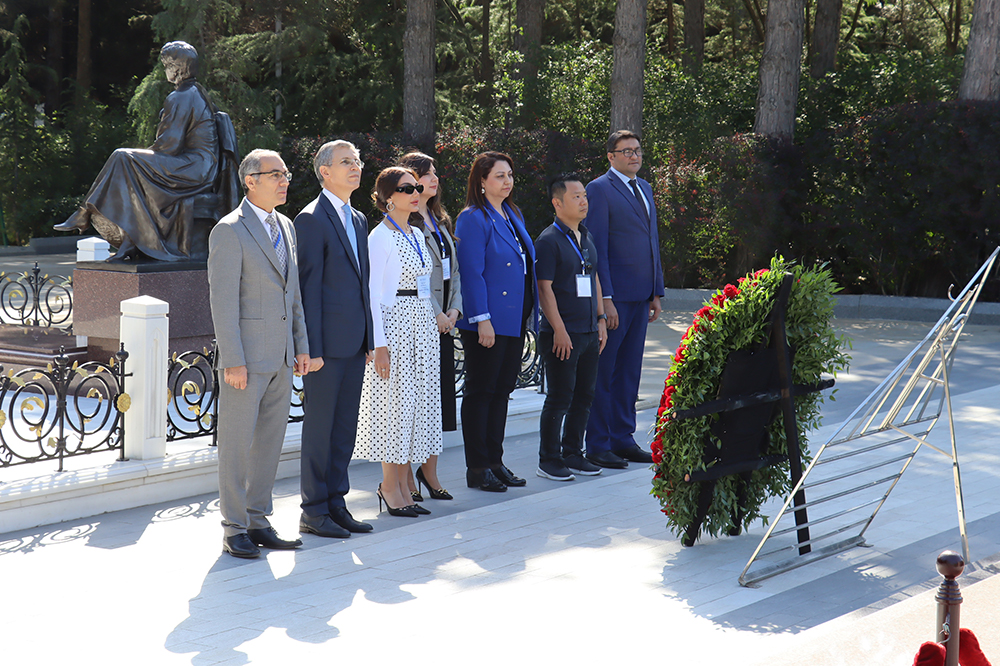 Azərbaycan Universitetində ikigünlük beynəlxalq konfrans işə başlayıb