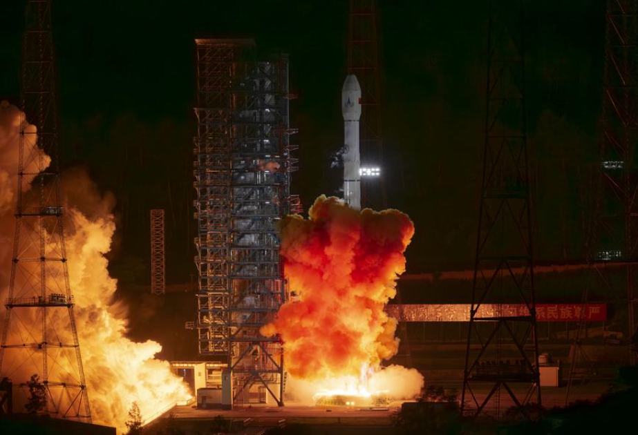 Çin asteroidləri tədqiq edəcək zondu kosmosa göndərib