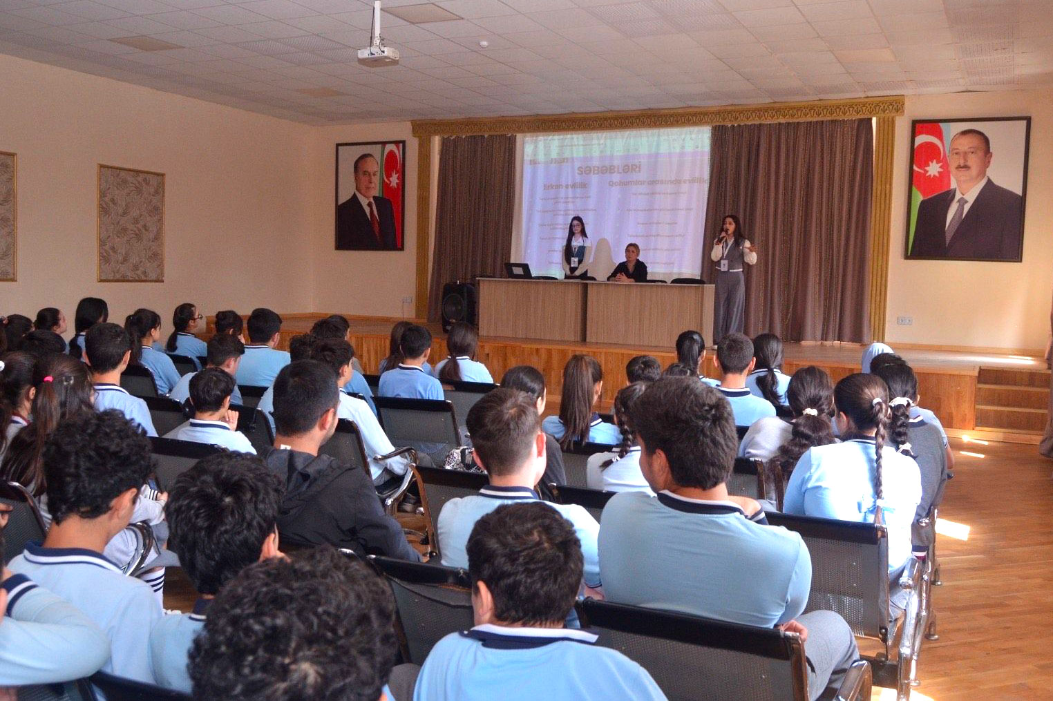 Şagirdlərlə maarifləndirici görüşlər keçirilib