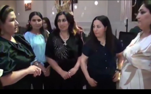 Hədiyyələri hörmətsizlik olmasın deyə qəbul etdim - Videosu yayılan müəllim DANIŞDI